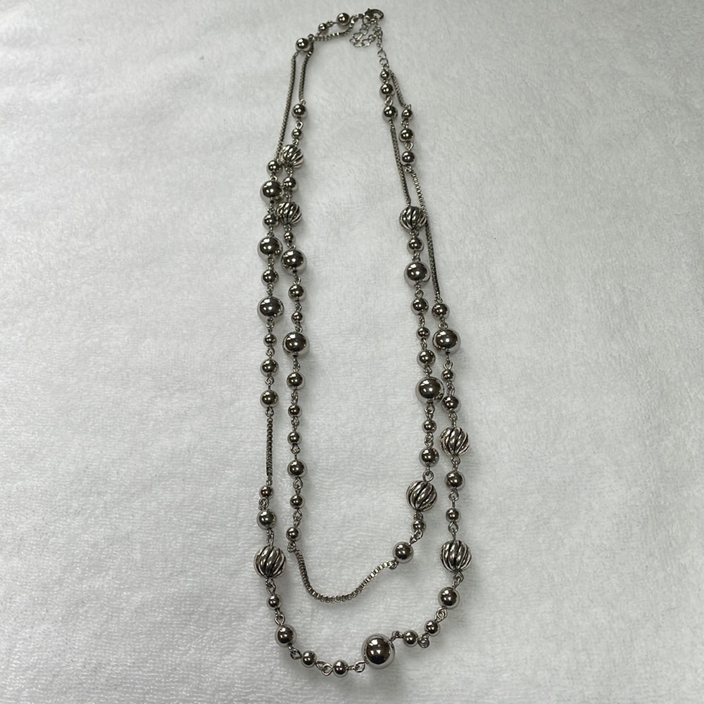 Talbots necklaces - Picture 4 of 4